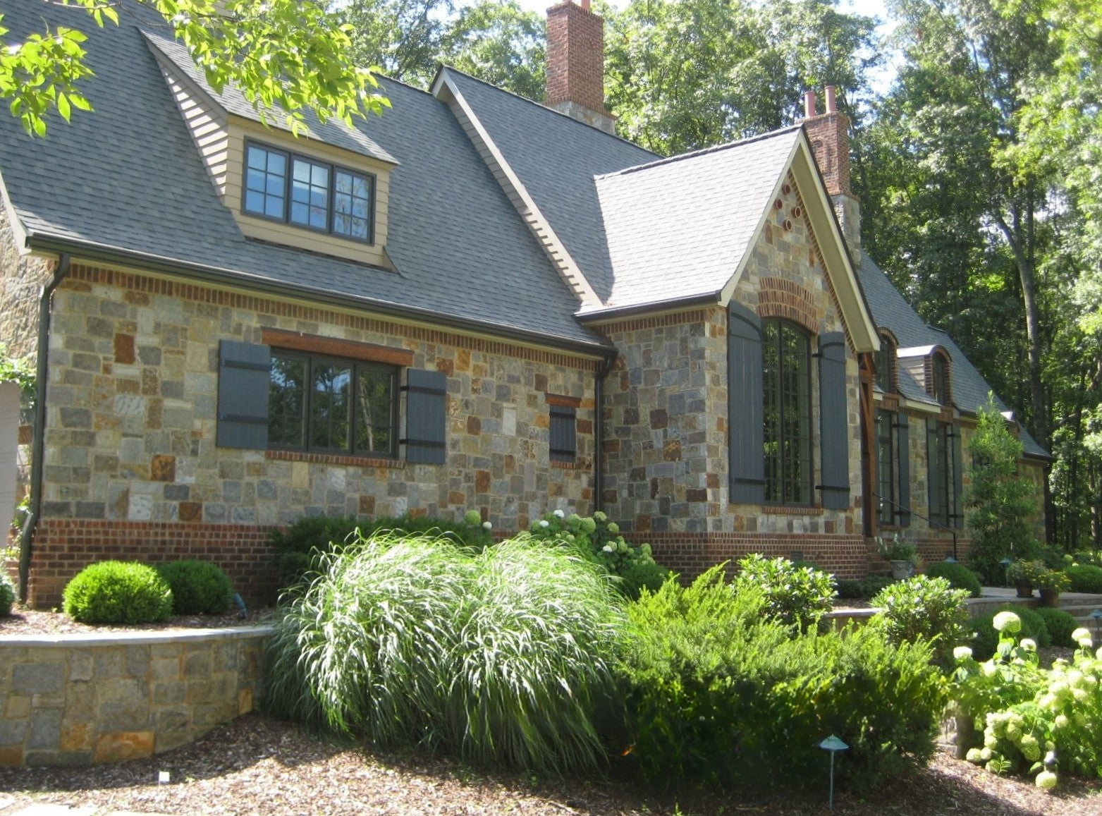 TEXTURED BLUE ASHLAR